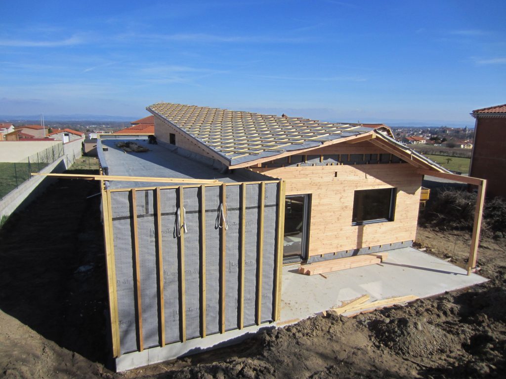 Chantier de la Maison #1 : ossature bois, membrane d’étanchéité à l’air et bardage bois